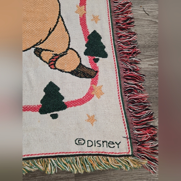🍯 Vintage Winnie the Pooh Tapestry Throw Blanket | Disney | Woven Fringe - Picture 3 of 5